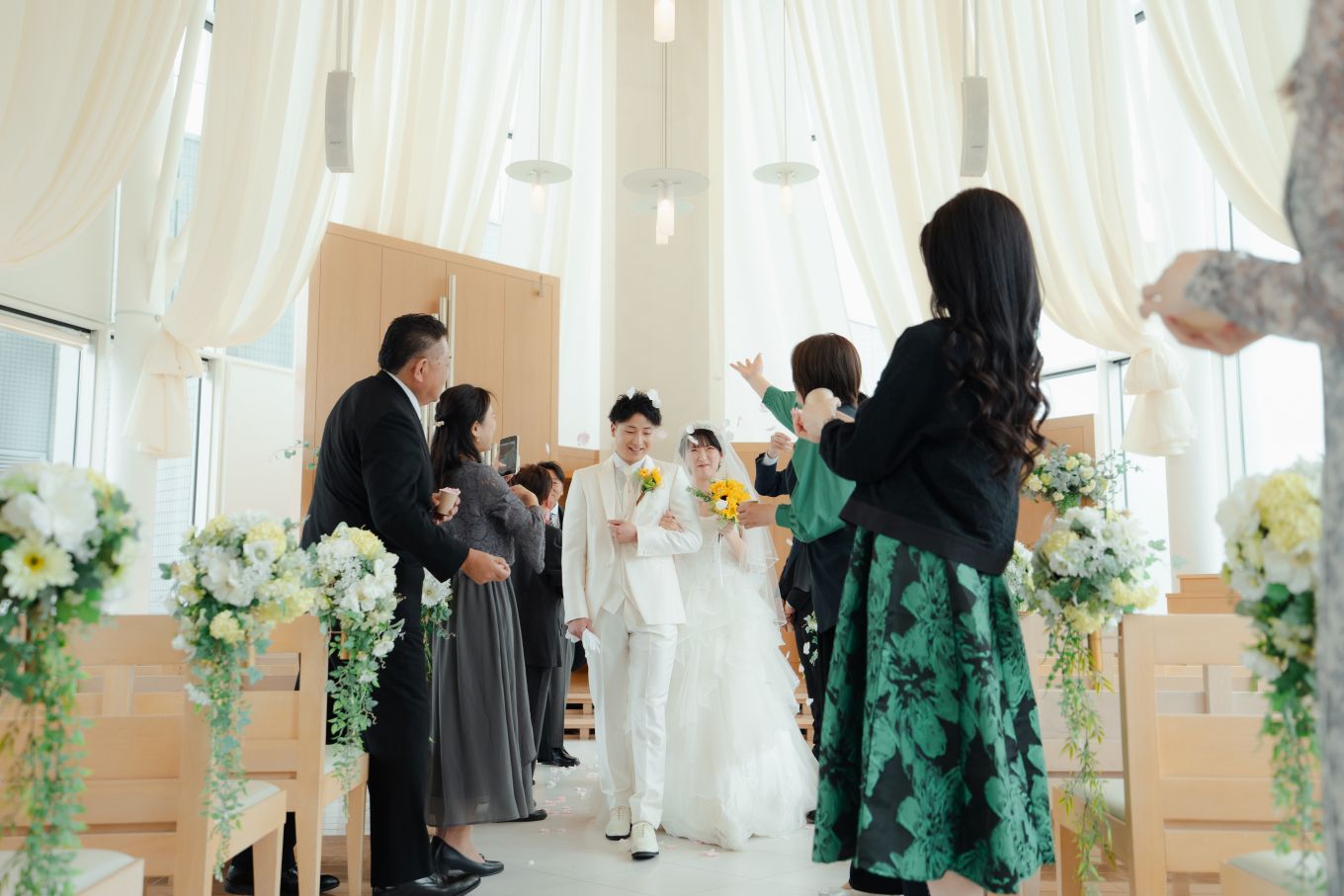 皆様に見守られながらのアットホームな結婚式！